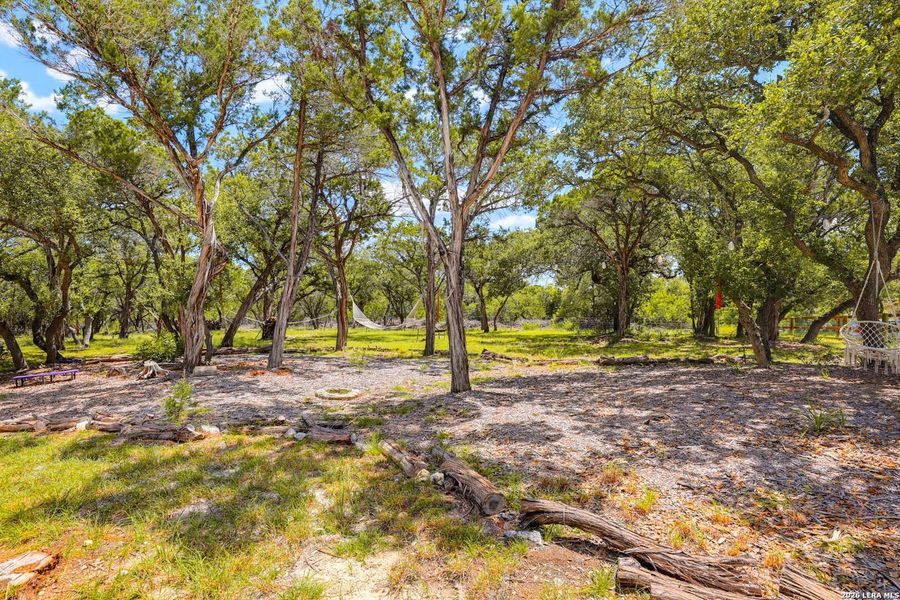 Natural landscape and outdoor views near  in Lakehills (Image 33).
