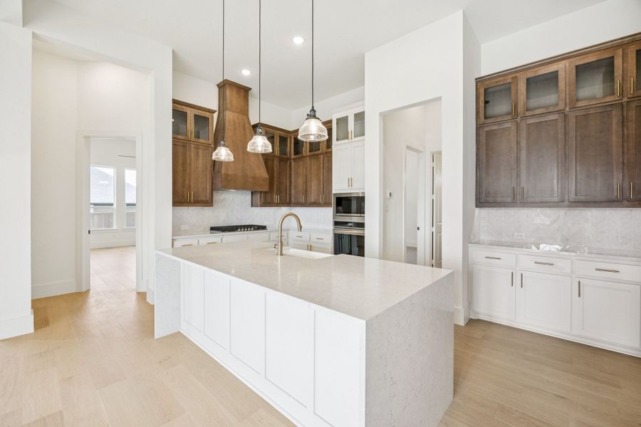 Representative furnished interior of a home built from the Augusta by Sandlin Homes in Trinity Estates, Benbrook (Image 8).