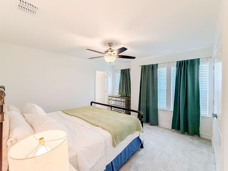 Furnished interior view inside a new home in Pecan Square, Northlake (Image 18).