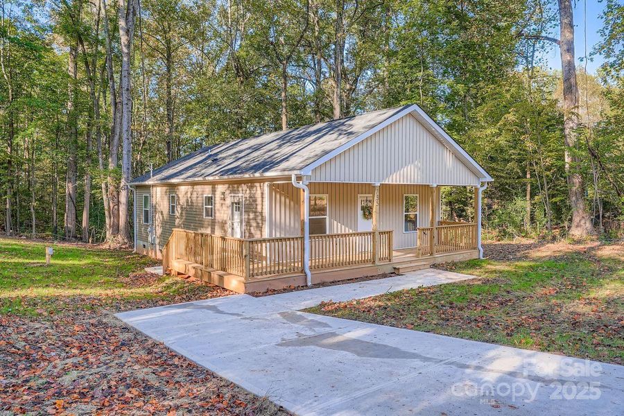 Image 24 of a home in . Image 24 of a home in .