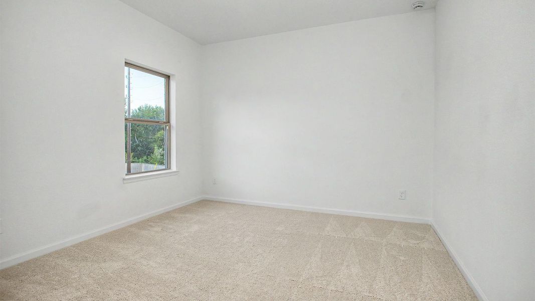 Spacious, unfurnished interior of a new home in Candela, Richmond (Image 9).