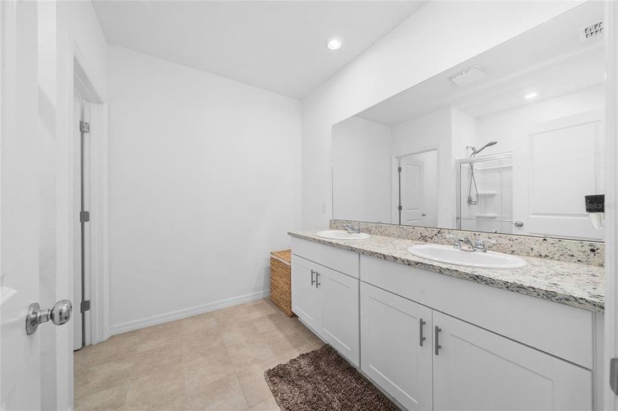 Furnished interior view inside a new home in Waterstone, Groveland (Image 9).