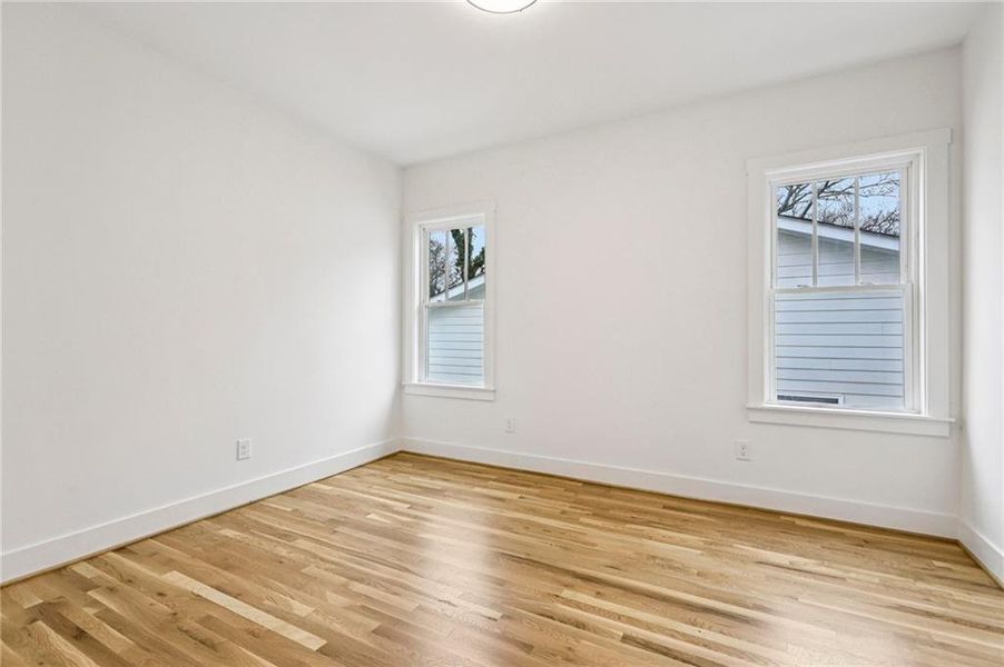 Spacious, unfurnished interior of a new home in , Atlanta (Image 22).