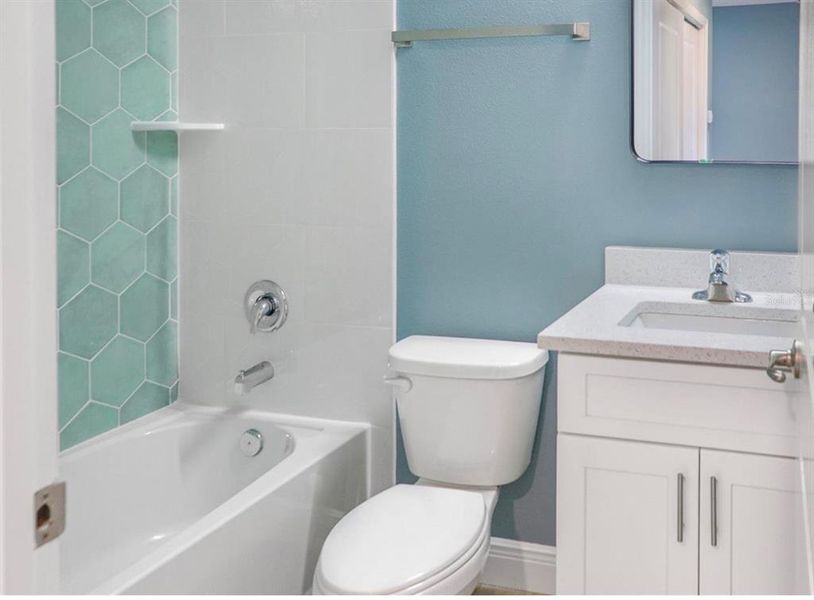 Furnished interior view inside a new home in , Edgewater (Image 7).