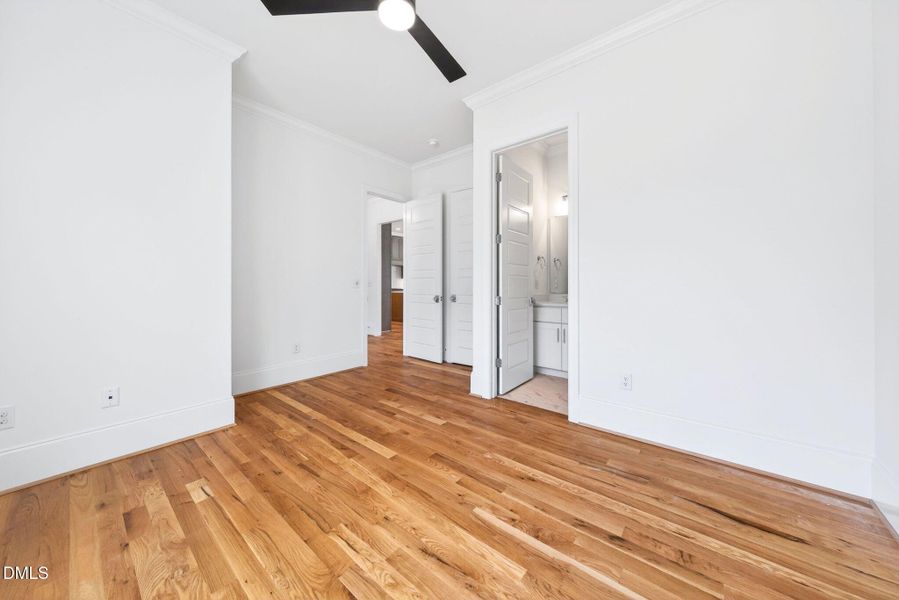 13-web-or-mls-7829 Penny Road (16 of 59) 13-web-or-mls-7829 Penny Road (16 of 59)