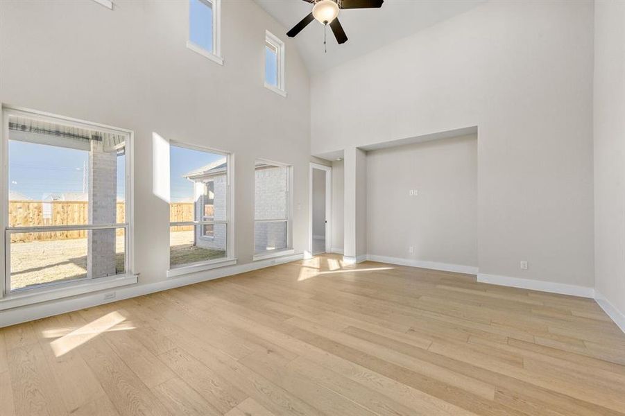 Spacious, unfurnished interior of a new home in Wellington, Fort Worth (Image 20). Spacious, unfurnished interior of a new home in Wellington, Fort Worth (Image 20).
