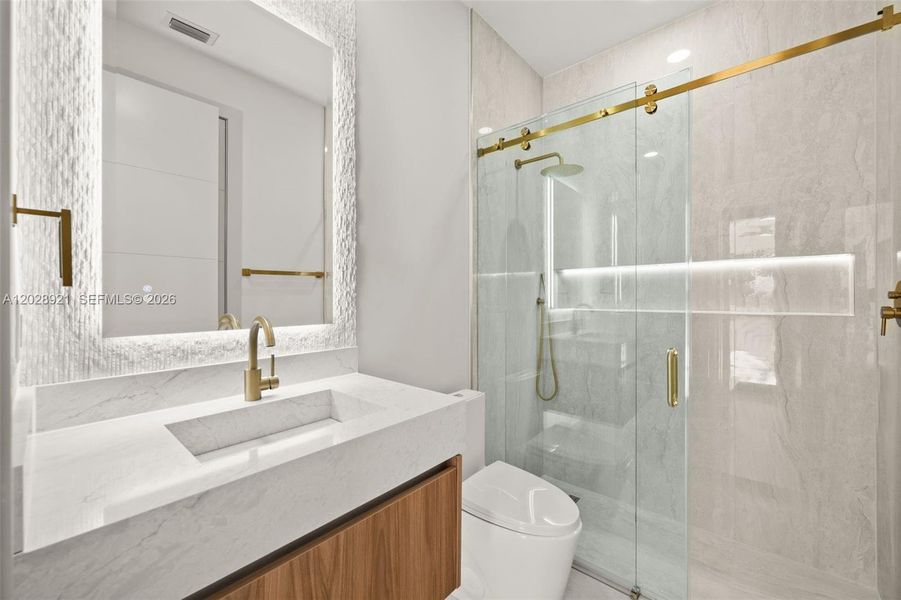 Furnished interior view inside a new home in , Cape Coral (Image 7).