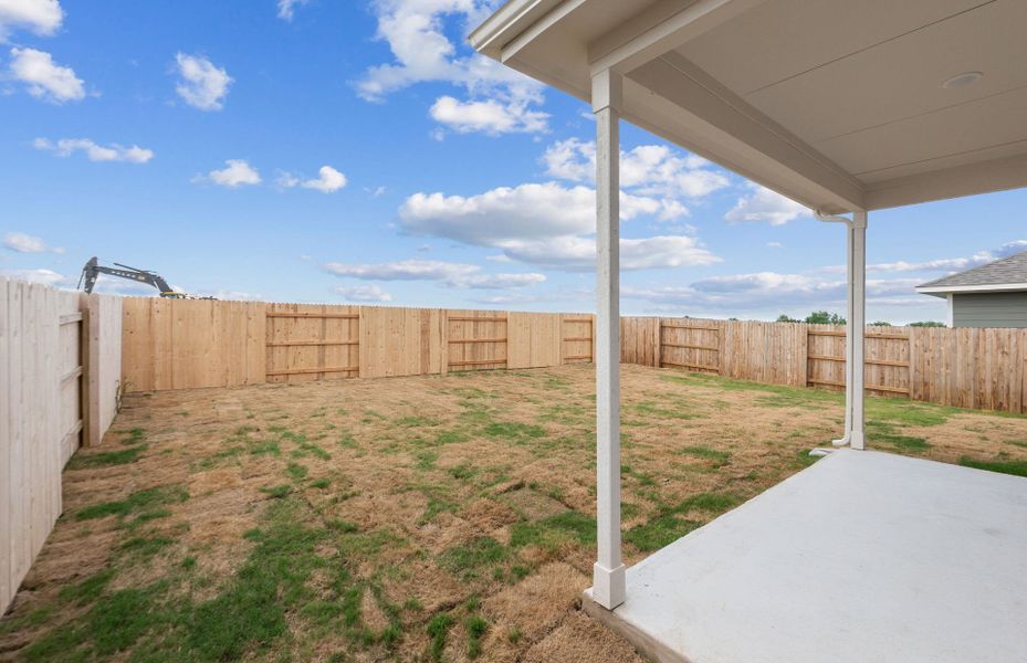 Exterior details and patio area of a home in Patterson Ranch, Georgetown (Image 23).