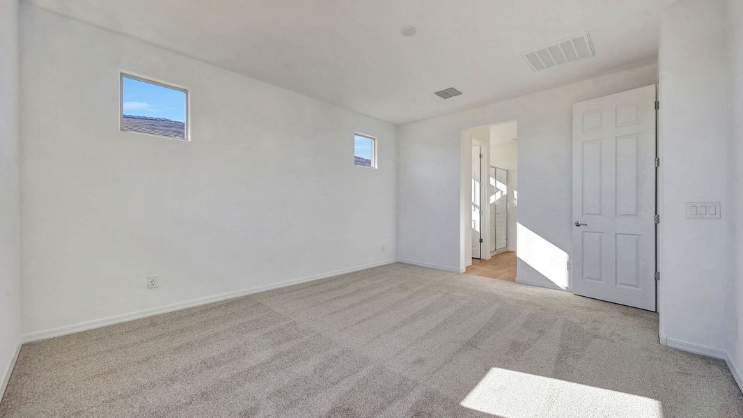 Spacious, unfurnished interior of a new home in Tierra Vistoso, Surprise (Image 11).