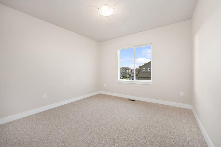 Spacious, unfurnished interior of a new home in Vernazza, Windsor (Image 21).