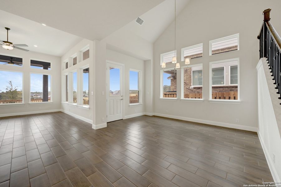 Spacious, unfurnished interior of a new home in Windsong - Reserve Series, Boerne (Image 42).