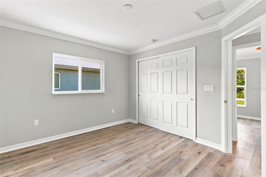 Spacious, unfurnished interior of a new home in , Punta Gorda (Image 24).