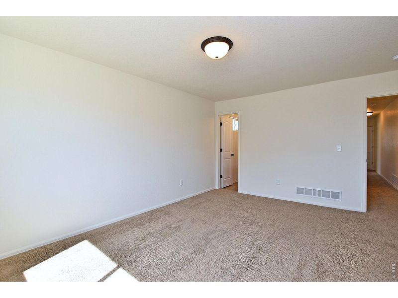 Spacious, unfurnished interior of a new home in , Greeley (Image 33).