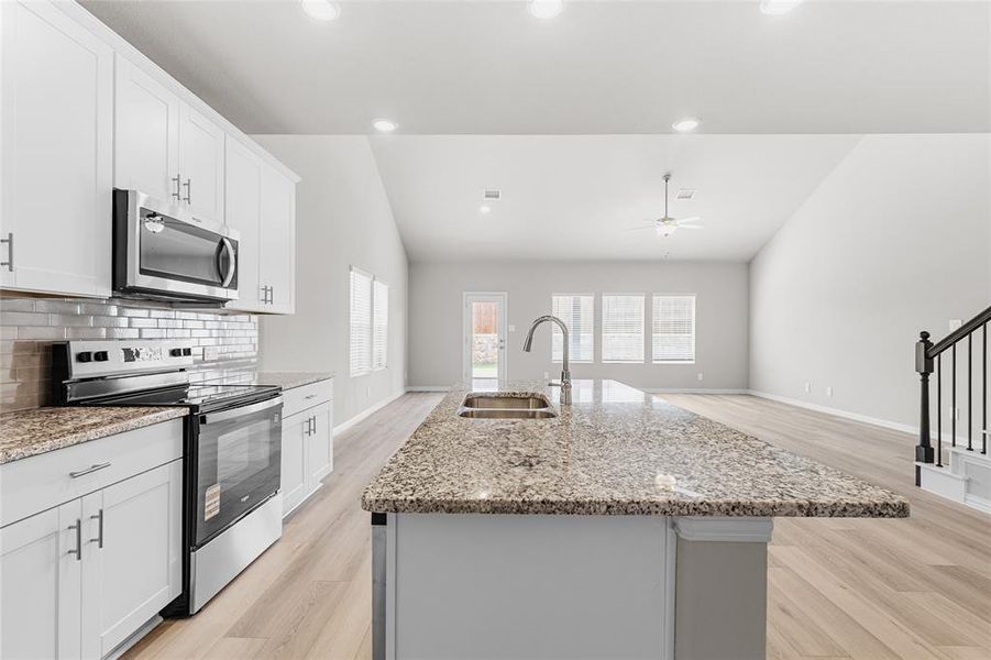 Furnished interior view inside a new home in Stratton Place, Greenville (Image 11).
