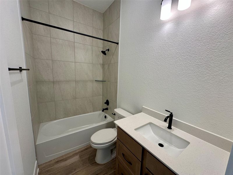 Furnished interior view inside a new home in Briarley, Montgomery (Image 9).