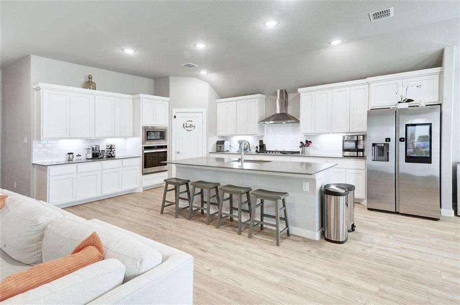 KITCHEN OPEN TO THE LIVING ROOM