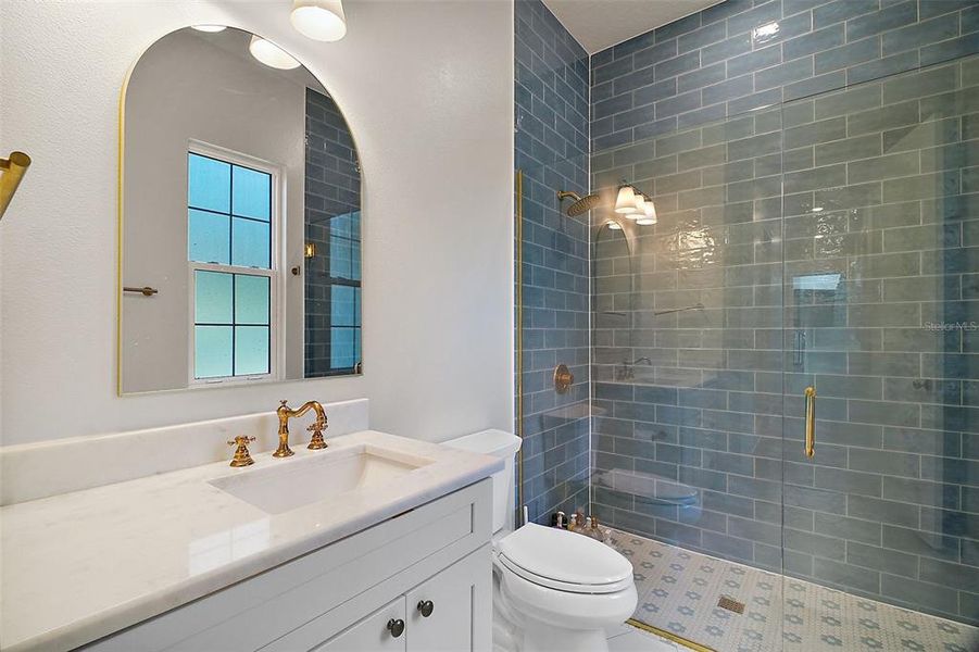 Furnished interior view inside a new home in , Deland (Image 13).