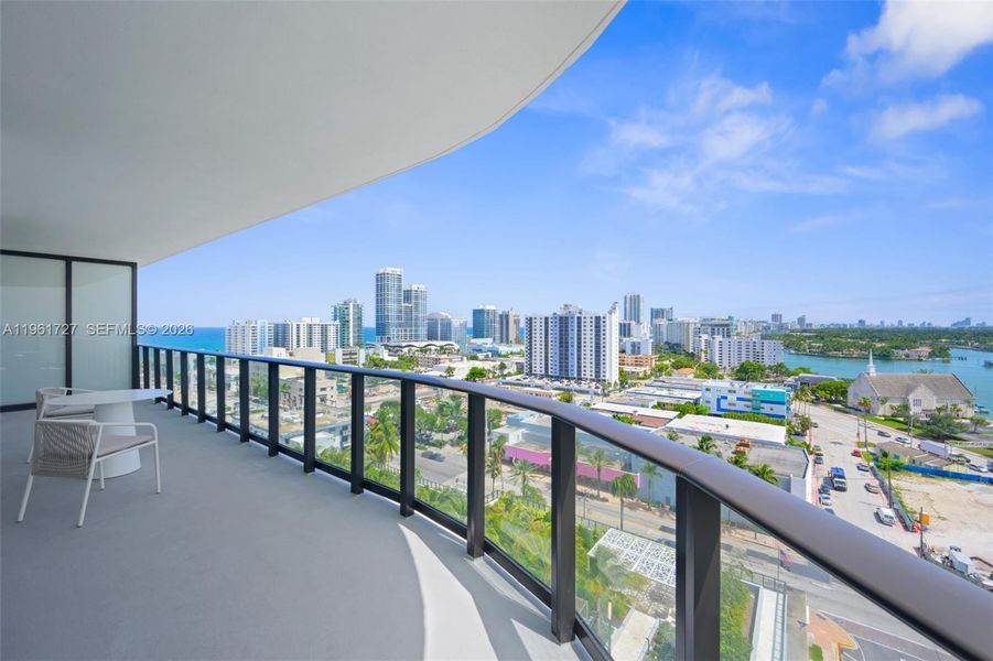 Condo located in Miami Beach, FL showcasing its design and architecture (Image 3).