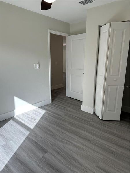 Spacious, unfurnished interior of a new home in , Gainesville (Image 8).