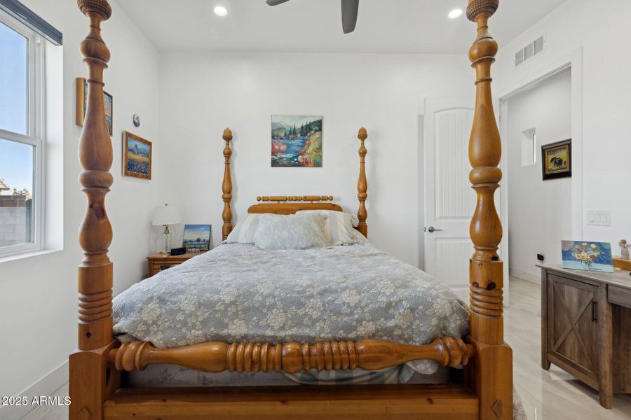 53-web-or-mls-6786-w-palomino-wy 53-web-or-mls-6786-w-palomino-wy