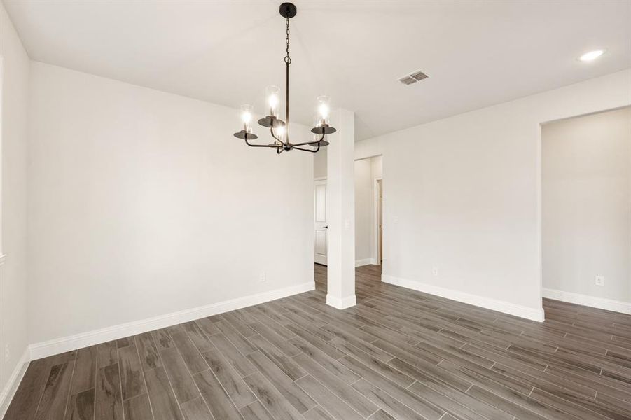 Spacious, unfurnished interior of a new home in Sonoma Verde, McLendon-Chisholm (Image 33).