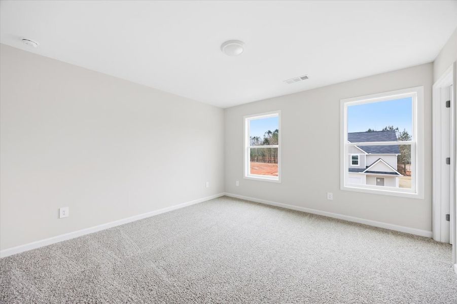 Spacious, unfurnished interior of a new home in Creekside Manor, Thomaston (Image 15).