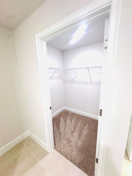 Spacious, unfurnished interior of a new home in Waterstone Villas, Fort Pierce (Image 28).