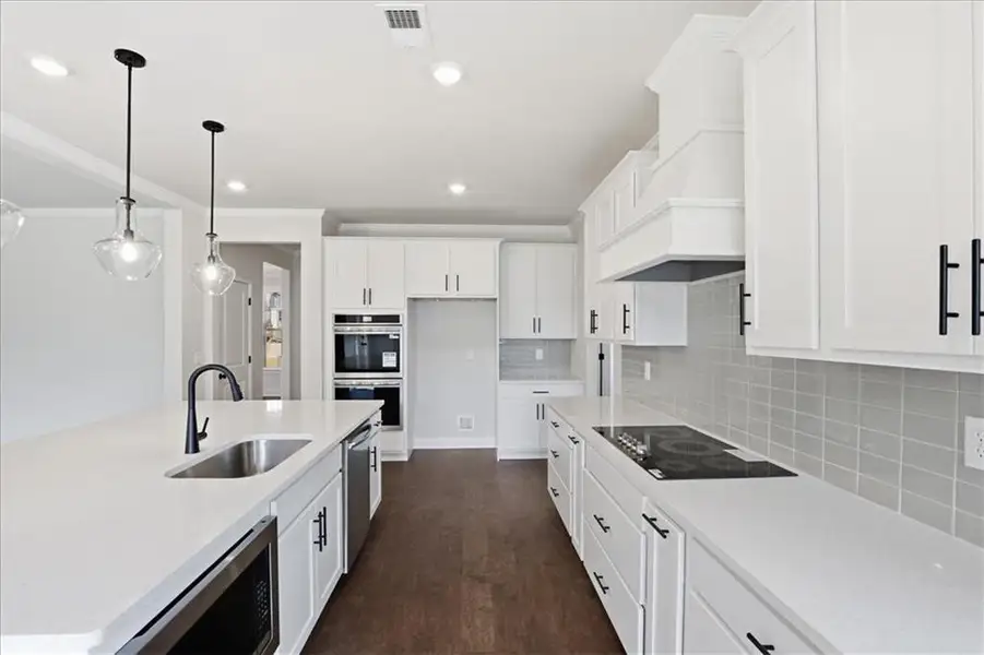 Furnished interior view inside a new home in Bradley Gin, Monroe (Image 6).