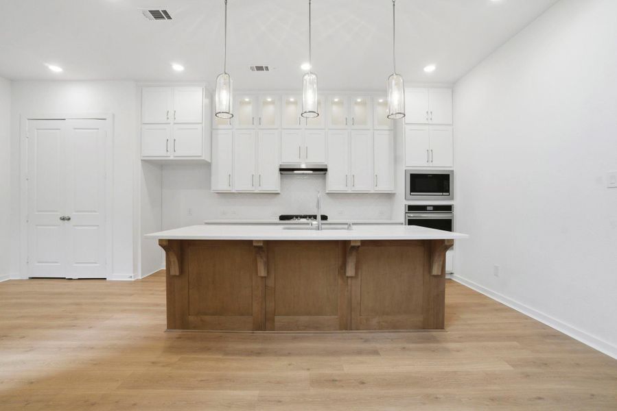 Furnished interior view inside a new home in Woodforest, Montgomery (Image 11).