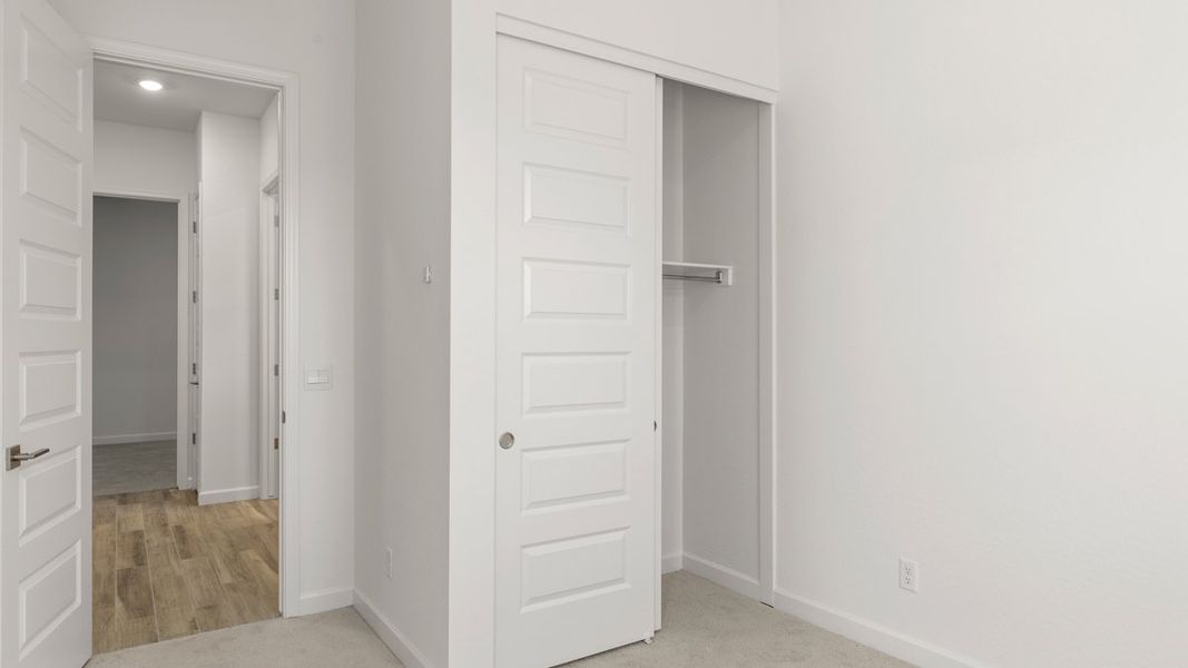 Spacious, unfurnished interior of a new home in The Ridge at Stone Butte, Phoenix (Image 16).