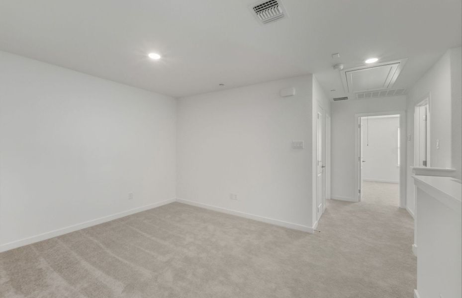 Spacious, unfurnished interior of a new home in Monarch on Main, Round Rock (Image 41).