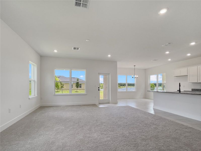 Spacious, unfurnished interior of a new home in Harmony Central, St. Cloud (Image 11).