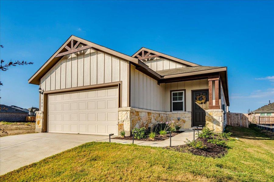 Welcome Home to 388 Begonia! Welcome Home to 388 Begonia!