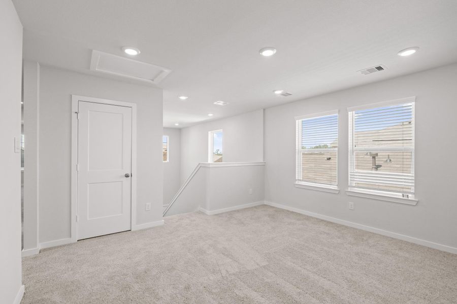Spacious, unfurnished interior of a new home in Laurel Farms, Brookshire (Image 20). Spacious, unfurnished interior of a new home in Laurel Farms, Brookshire (Image 20).
