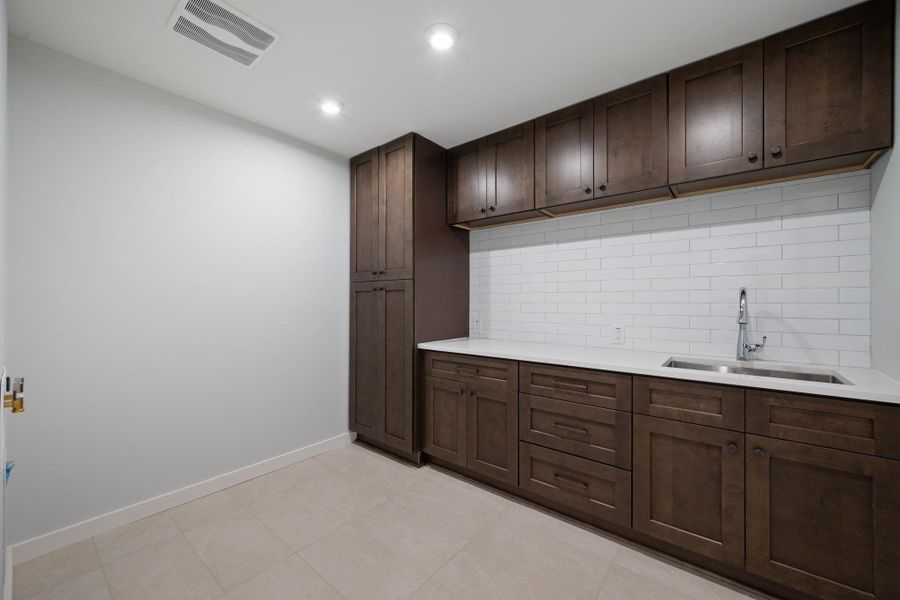 Furnished interior view inside a new home in , Burnet (Image 17).