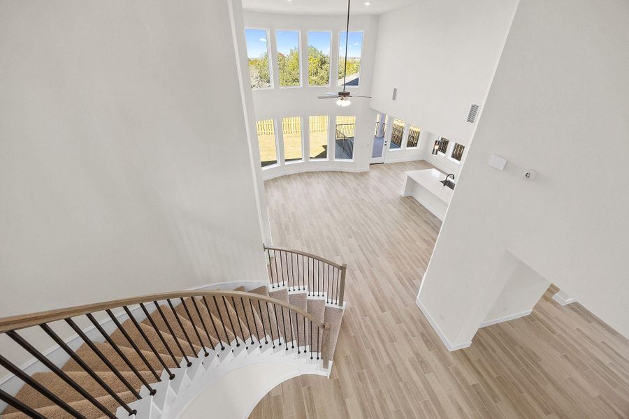 Representative unfurnished interior of a home built from the The Dalton by Westin Homes in Legacy - 60', League City (Image 28).