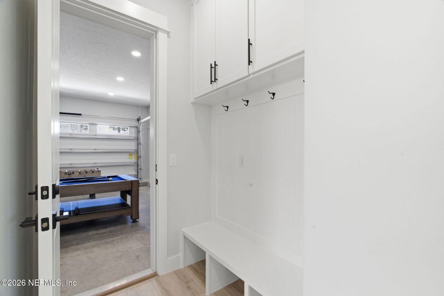 Spacious, unfurnished interior of a new home in , Jacksonville Beach (Image 22).
