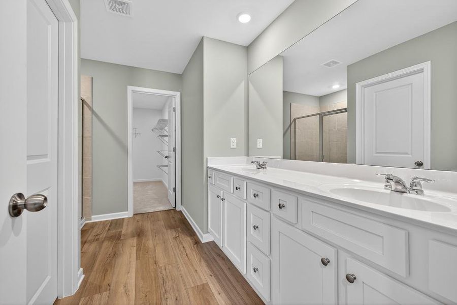 Furnished interior view inside a new home in Buice Lake, Acworth (Image 12).