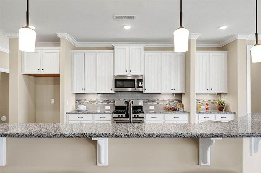 Shelter Bay, Kitchen