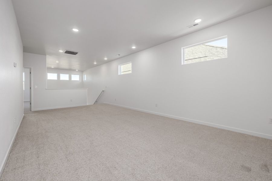 Spacious, unfurnished interior of a new home in Arras Park, Thornton (Image 35).