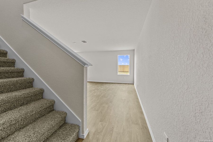 Spacious, unfurnished interior of a new home in Swenson Heights, Seguin (Image 13).