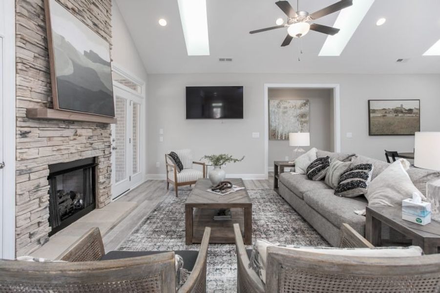 Representative furnished interior of a home built from the Manhattan by Keystone Homes NC in Weybridge, Burlington (Image 11). Representative furnished interior of a home built from the Manhattan by Keystone Homes NC in Weybridge, Burlington (Image 11).
