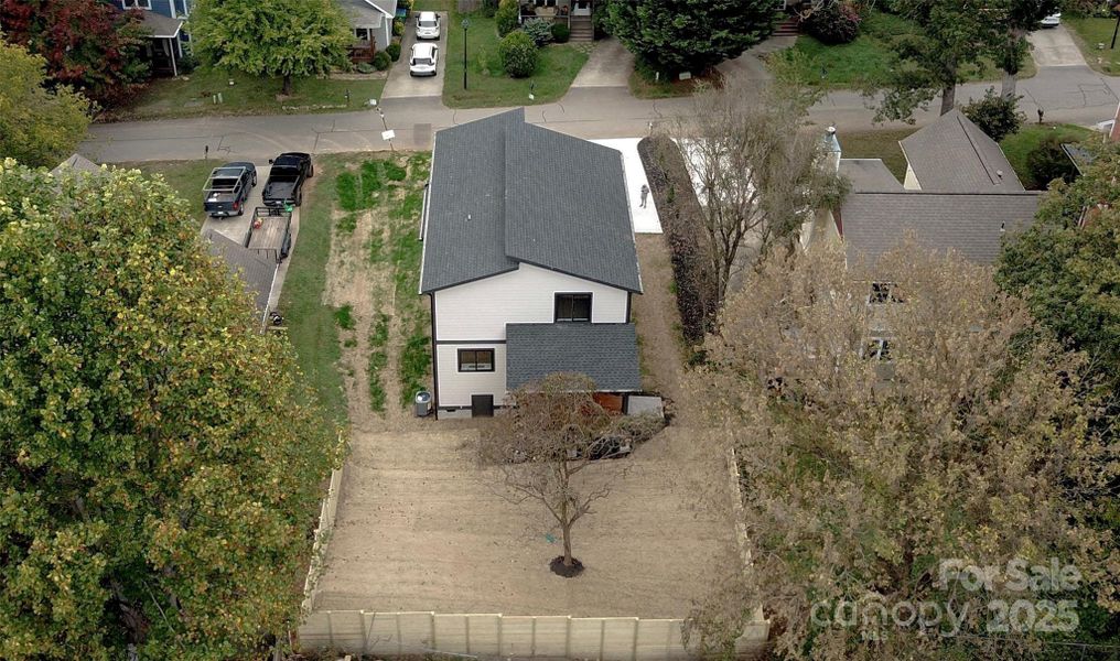 Image 41 of a home in .