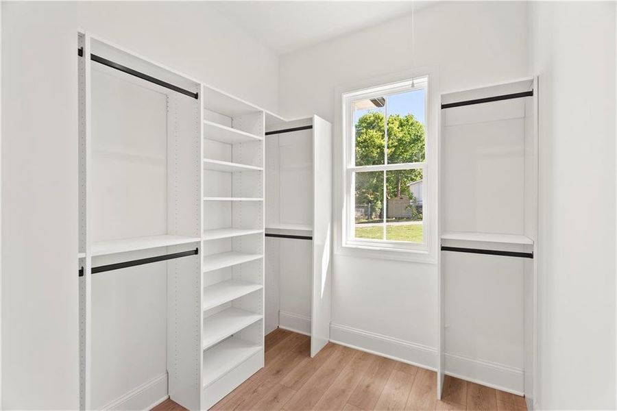 Furnished interior view inside a new home in , Calhoun (Image 12).