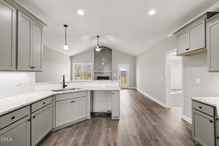 011_cj4a4991_642 011_cj4a4991_642