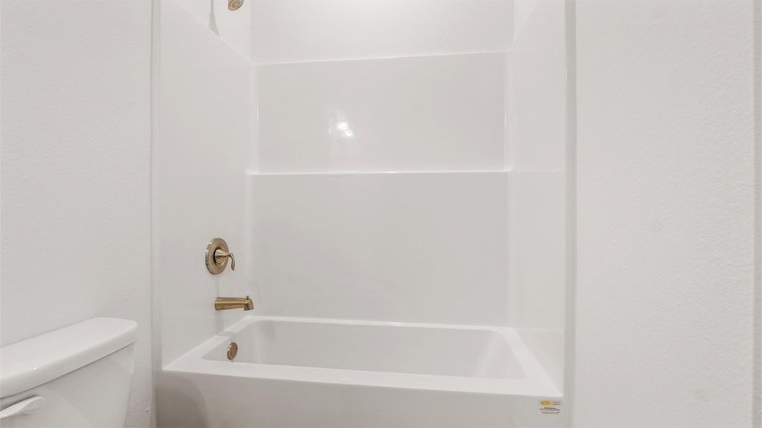 Representative unfurnished interior of a home built from the Madison by D.R. Horton in Owl's Head Farms, Freeport (Image 35).