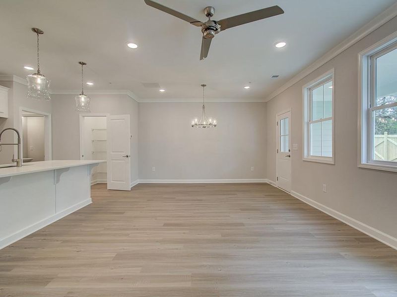 Spacious, unfurnished interior of a new home in Cherokee Township, Acworth (Image 16). Spacious, unfurnished interior of a new home in Cherokee Township, Acworth (Image 16).