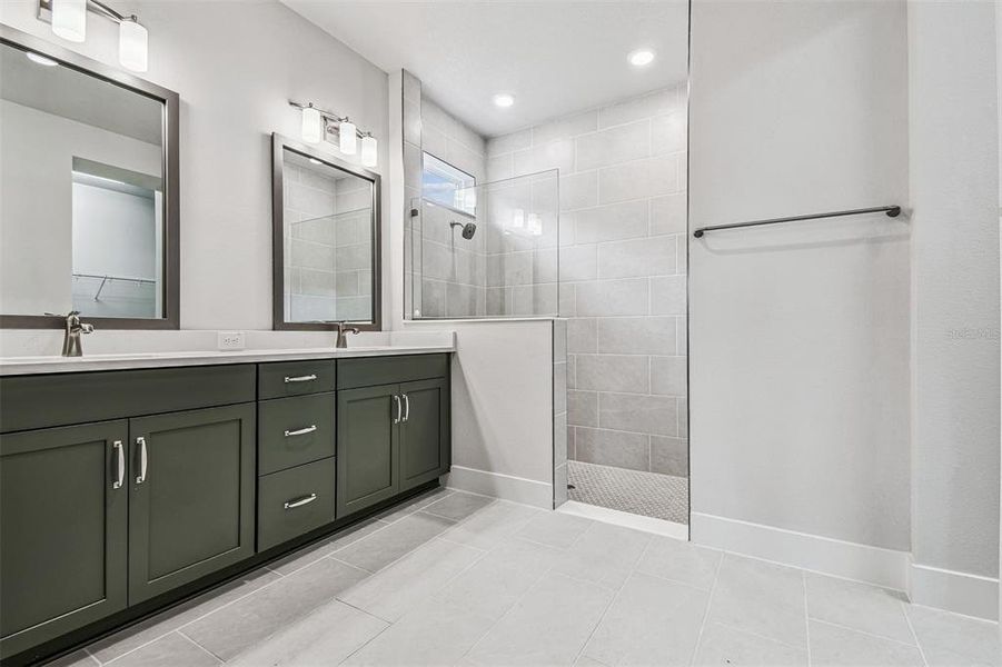 Owner's Bath Owner's Bath