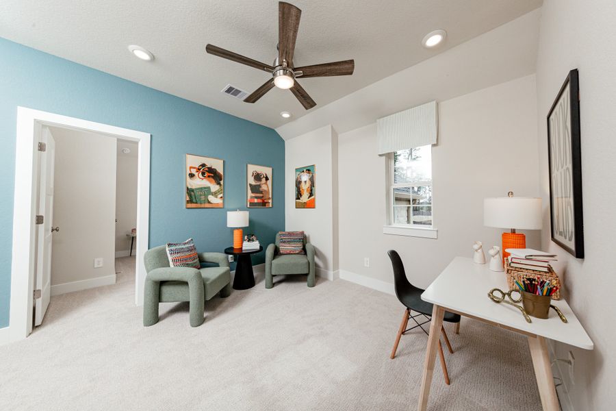 Representative furnished interior of a home built from the Meridian by Beazer Homes in Arabella on the Prairie, Richmond (Image 11).