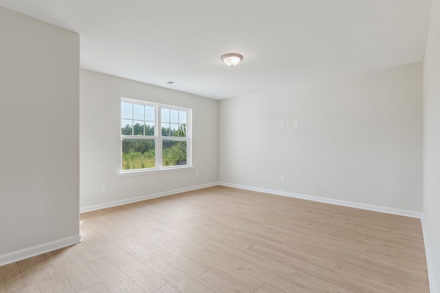 Spacious, unfurnished interior of a new home in NorthShore on the St. Marys River, Kingsland (Image 38). Spacious, unfurnished interior of a new home in NorthShore on the St. Marys River, Kingsland (Image 38).